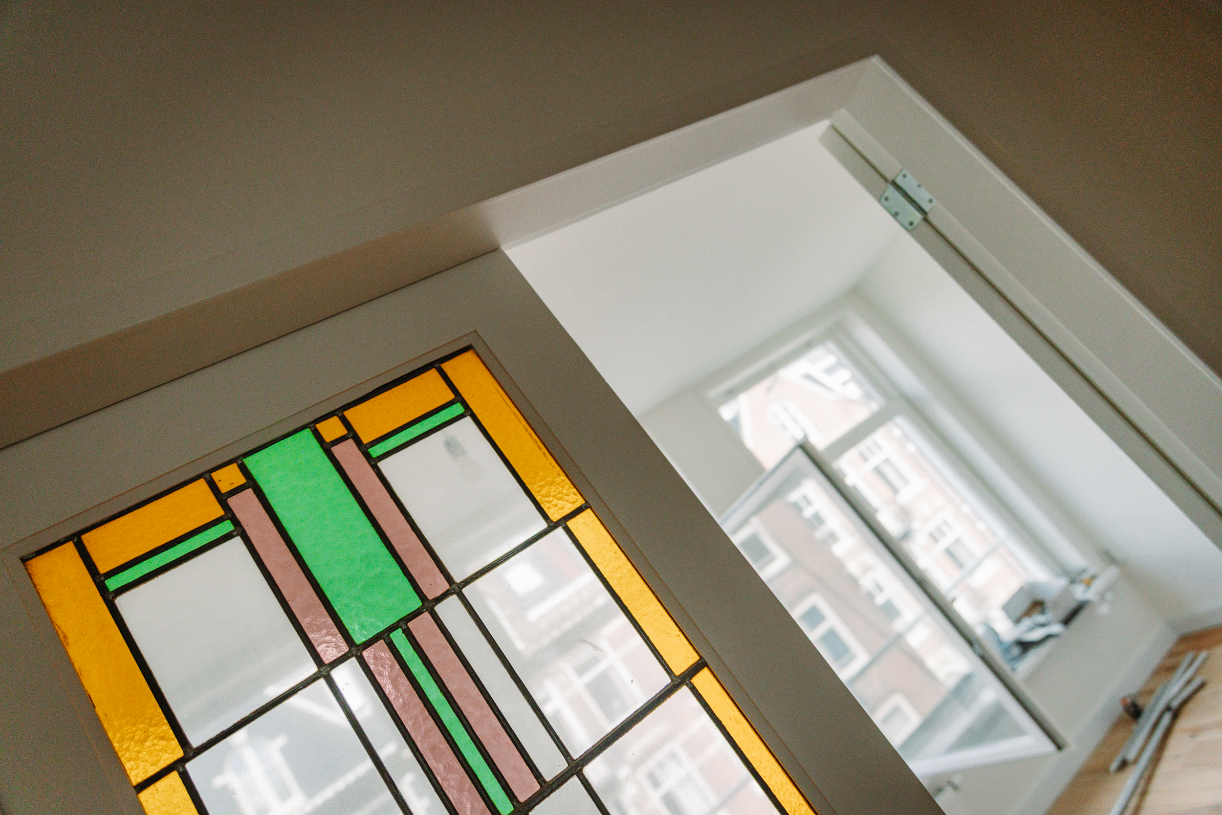 Bouwcon levert maatwerk afbouw met duurzame materialen en een hoogwaardige eindafwerking.